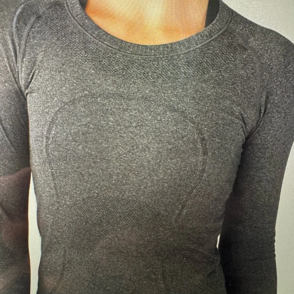lululemon athletica Black Long Sleeve Top